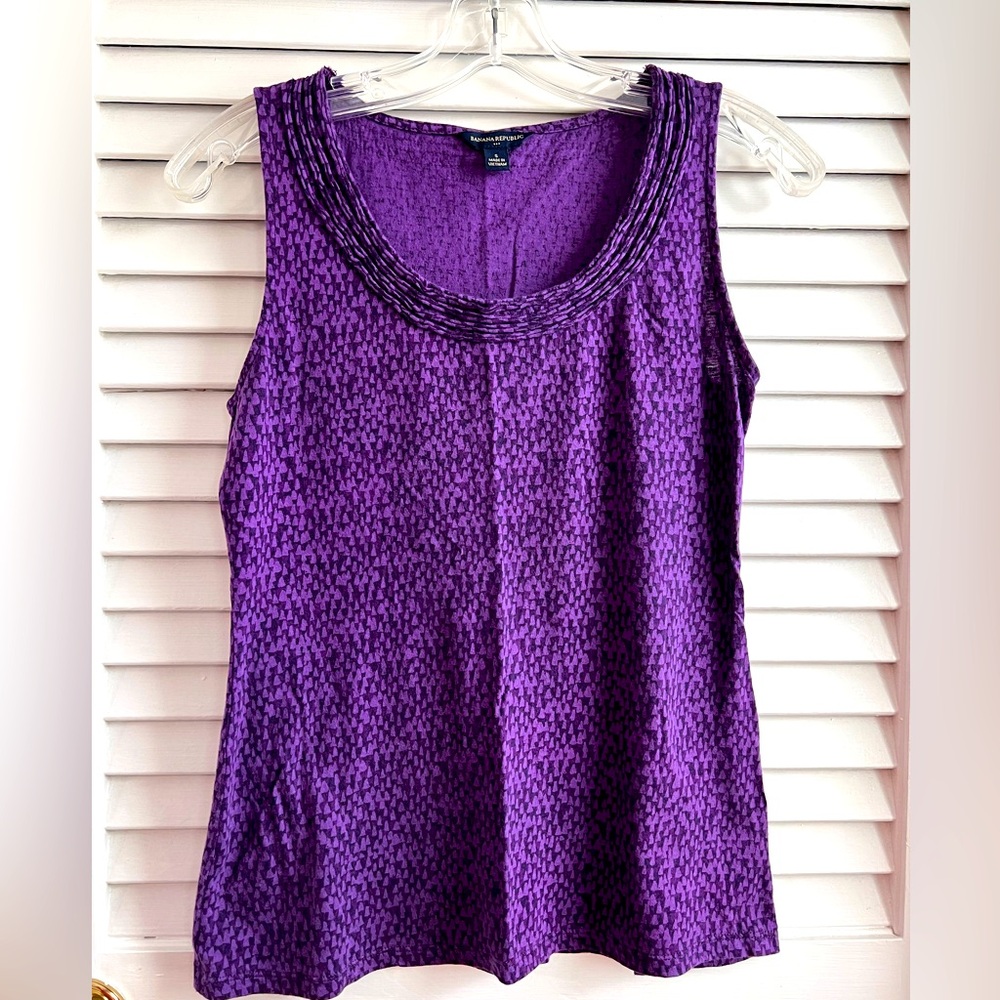 Banana Republic Purple and Black Tank Top Sleeveless Top. Size small. EUC.